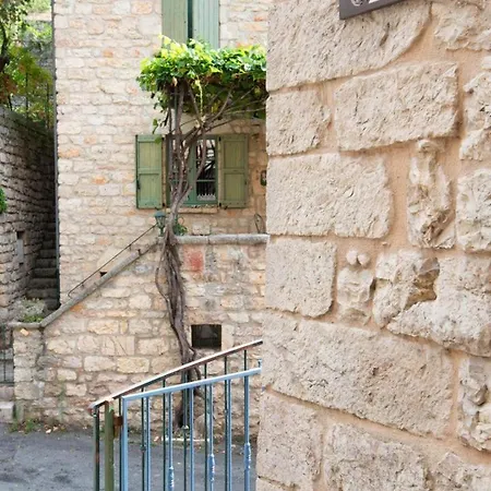 La Proue Du Serre 4/5 Personnes Vakantiehuis Sainte-Énimie